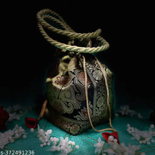 Exquisite Ethnic pouch Bag for Every Occasion